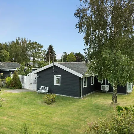 3 Bedroom Lovely In Otterup בית נופש Kristiansminde