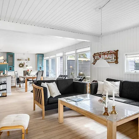 בית נופש 3 Bedroom Lovely In Otterup *