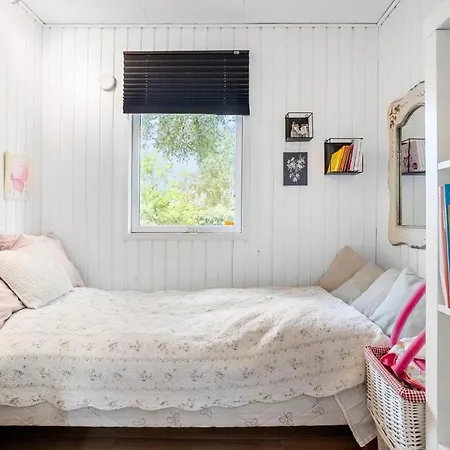 3 Bedroom Lovely In Otterup בית נופש *